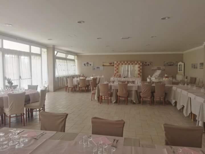 אפריליה Agriturismo "Lo Zafferano" מראה חיצוני תמונה