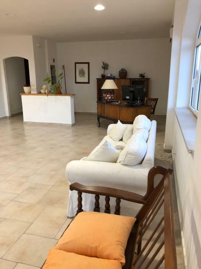 אפריליה Agriturismo "Lo Zafferano" מראה חיצוני תמונה